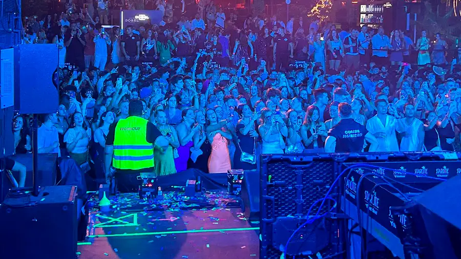 trabajar de controlador accesos en festivales