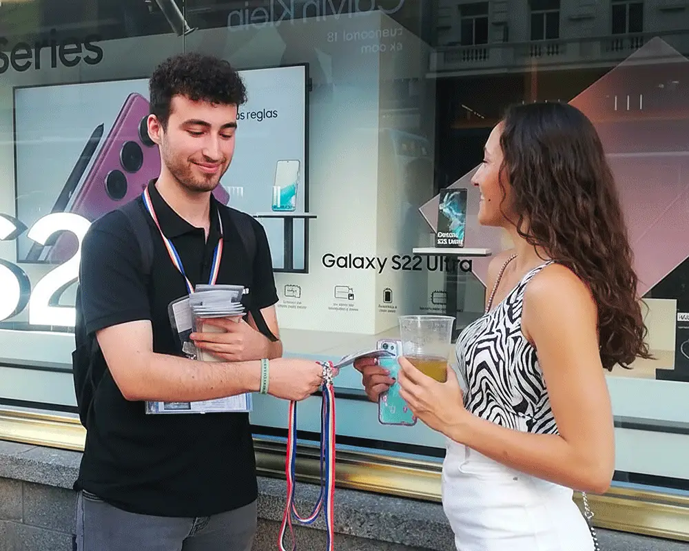 Reparto de flyers y material promocional