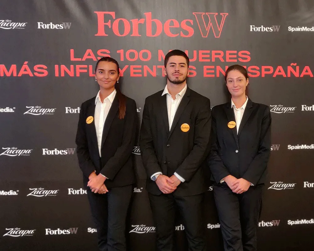 azafatos forbes photocall mujeres influyentes