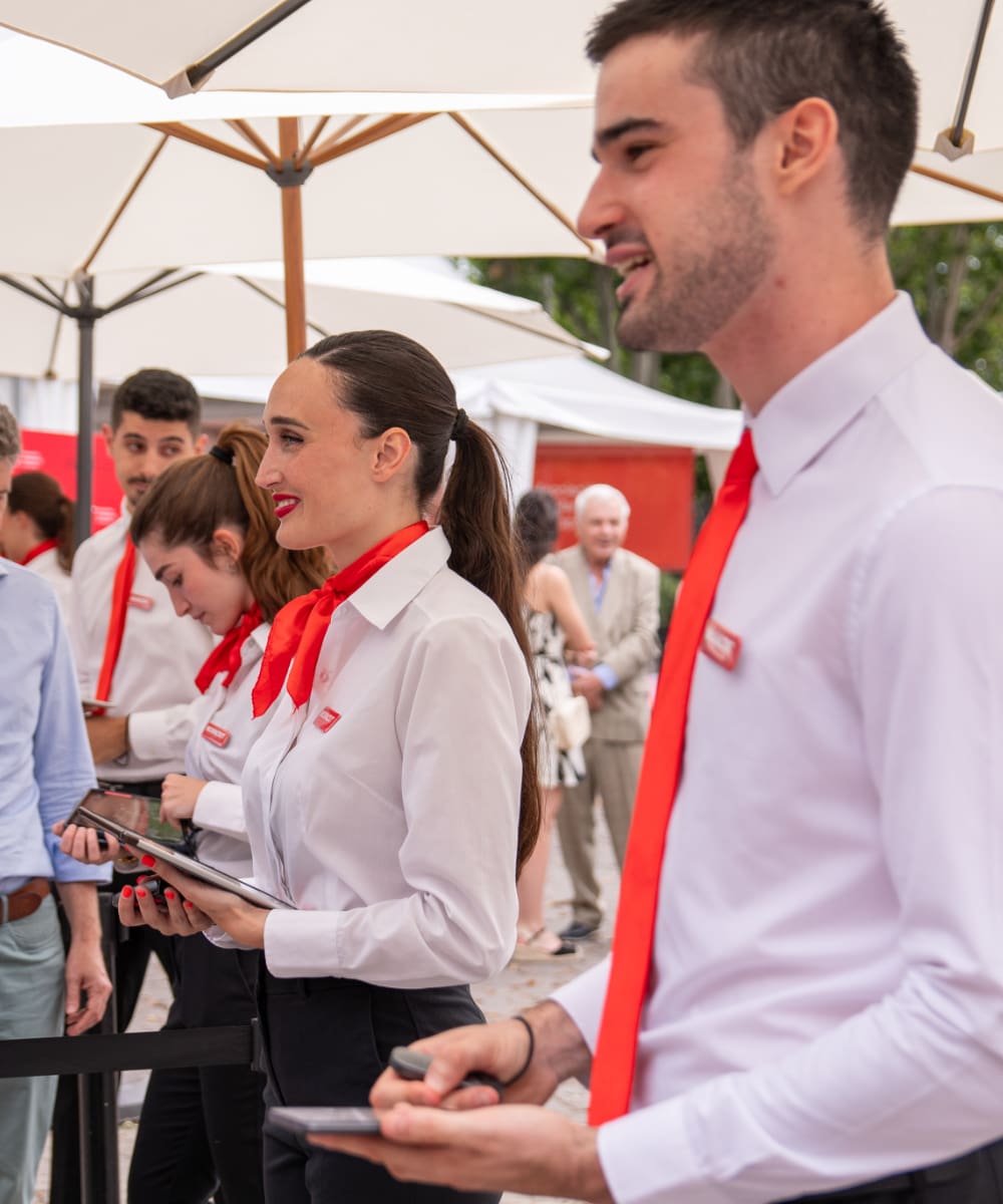 azafatos protocolo funciones