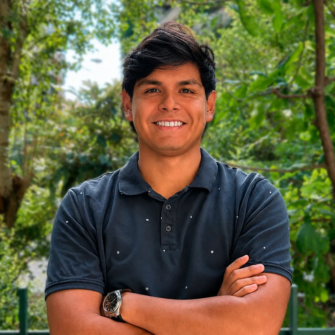 CRISTOFER HERN&Aacute;NDEZ